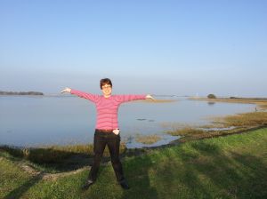 Yes, that is a Peppa Pig sticking out of my pocket. Doesn't every mum carry a Peppa?