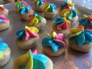 Mini rainbow cakes!
