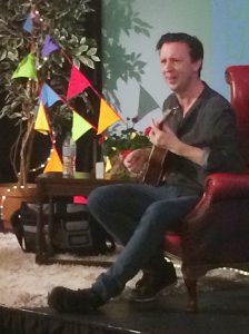 Steve sings his Aliens Stink song - always a hit!