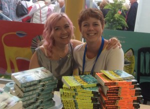 Signing table buddies!